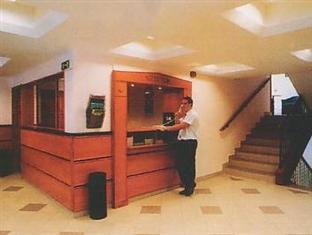 Hid Hotel Будапеща Екстериор снимка