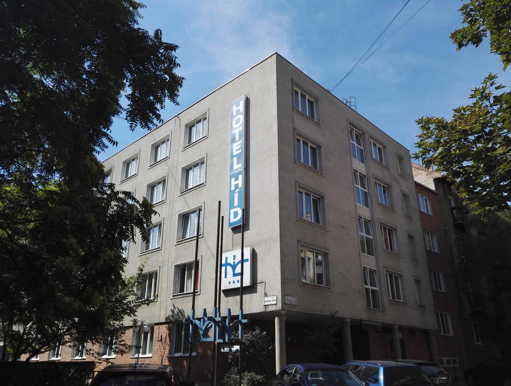 Hid Hotel Будапеща Екстериор снимка