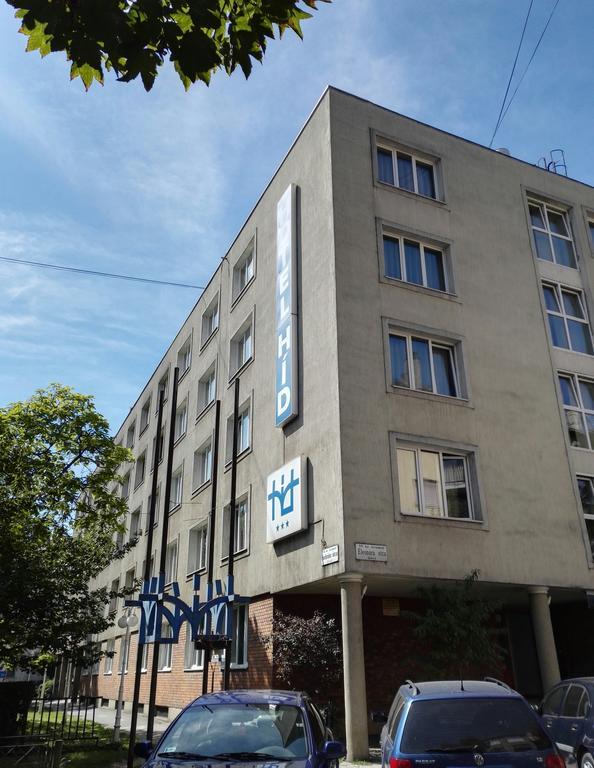 Hid Hotel Будапеща Екстериор снимка